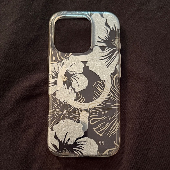 Floral Pattern Phone Case - Picture 1 of 1